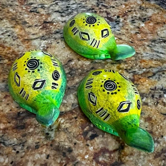 Soapstone Turtles Set of Three(3) Hand carved and painted whimsical pieces 3”x2” - Picture 1 of 6